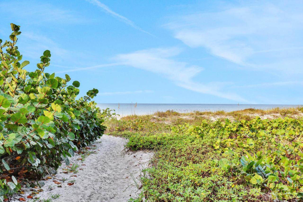 53 Steps To Beach Clearwater Beach Eksteriør billede